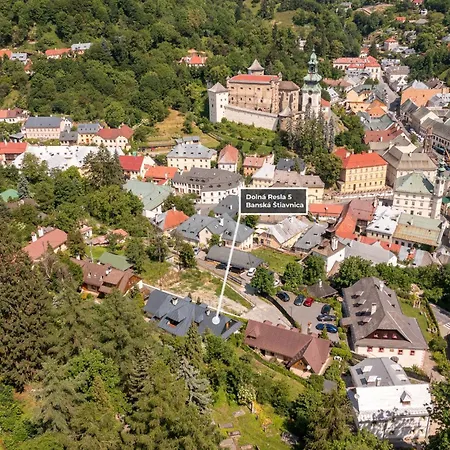 Amalia, Centrum Banska Stiavnica, Parkovanie Pre 2 Auta, Velka Zahrada S Krbom, Amalia Pre 16 Osob Alebo Samostatne Nezavisle Prve Podlazie Ama Pre 8 Osob Alebo Samostatne Nezavisle Podkrovie Lia Pre 8 Osob,pristup Cez Pi *